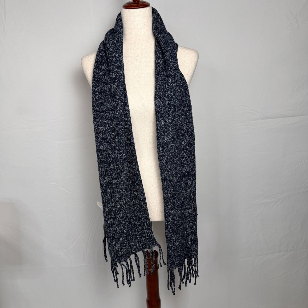 Aeropostale Navy Blue Marled Ribbed Knit Fringe Scarf One Size NWT. Cozy, skiing